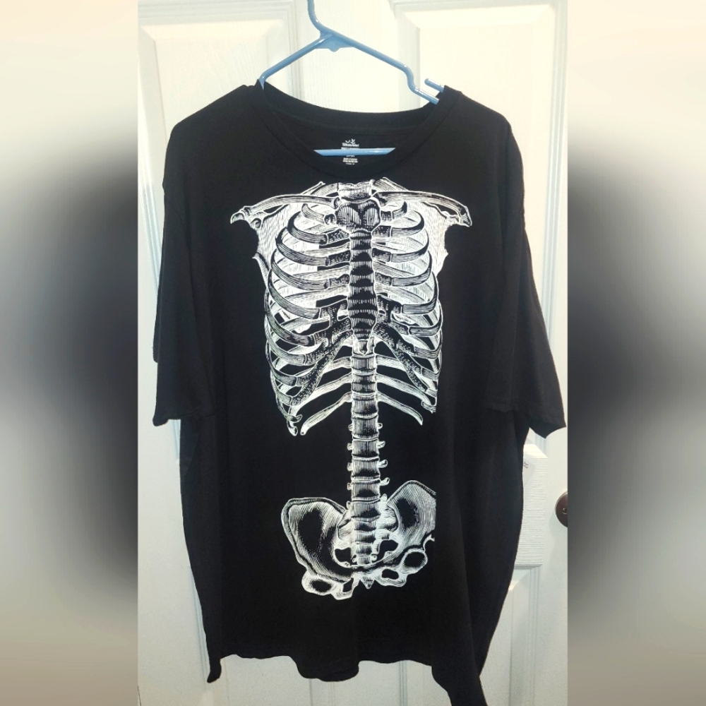 Black Skeleton Graphic Tee